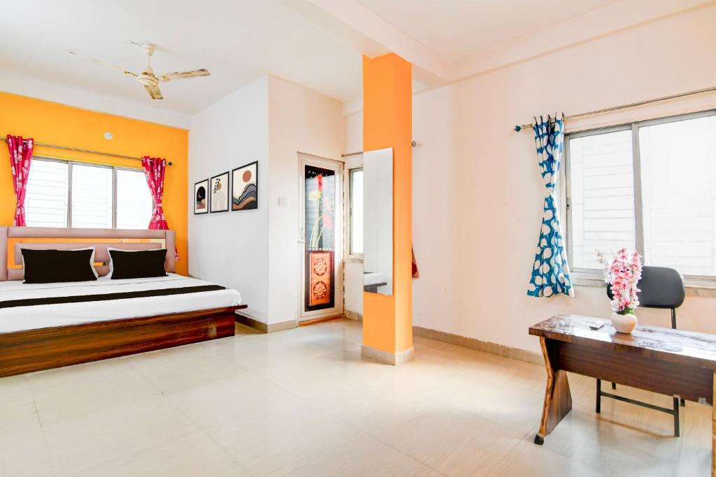 New Town Hotel | Hotel O Blue Bird Guest House