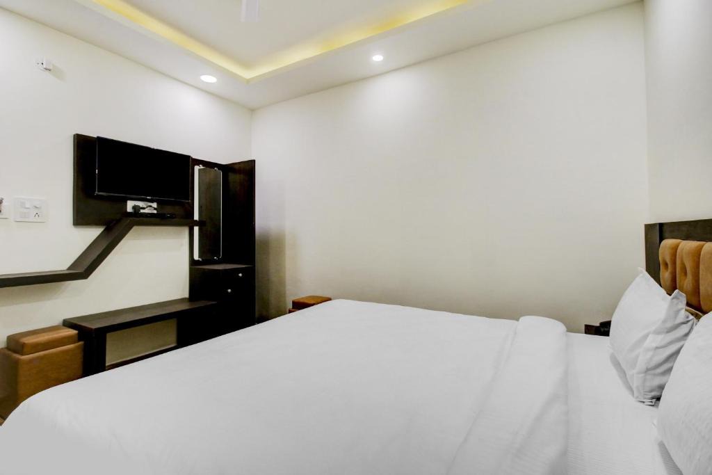 Kolar Road Hotel | Hotel O Bonsai