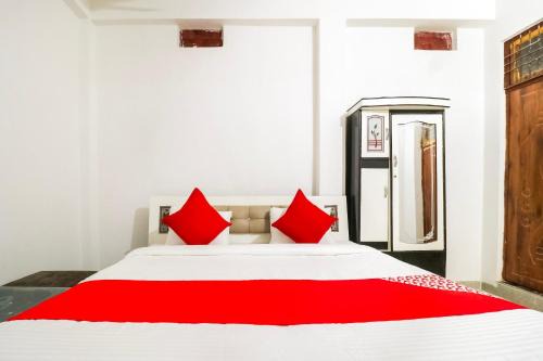 Phulpur Hotel | Hotel O by OYO Arpit Hotel Jhusi Railway Station