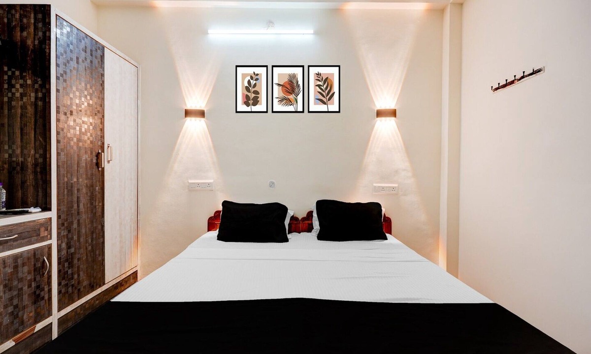Central Chennai House | Hotel O Chennai Central Railway Station