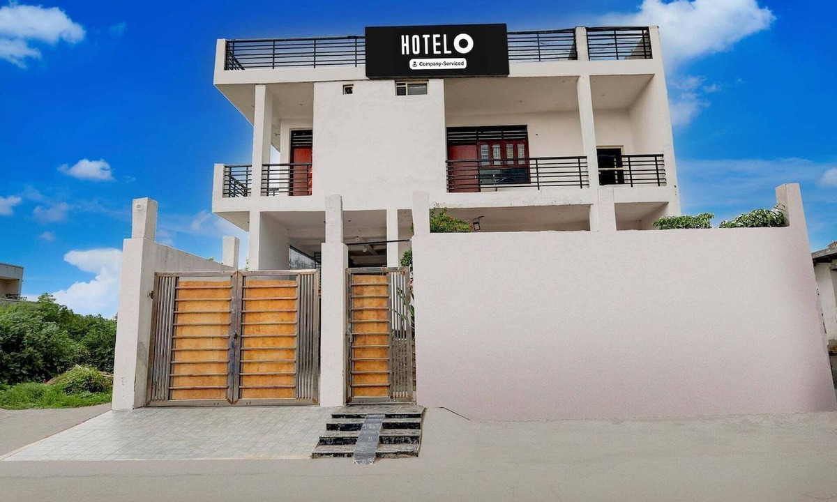Faridabad House | Hotel O Eden Garden Faridabad Ziva