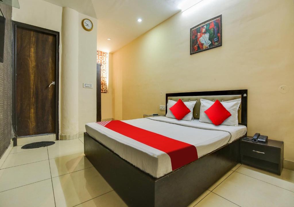 Ludhiana Hotel | Hotel O SAHIL SOLITAIRE