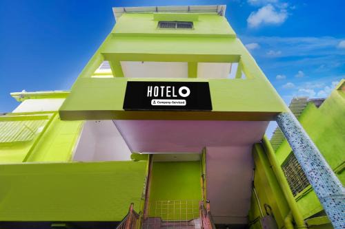 Kolkata Hotel | Hotel O Shakuntala Park Bus Terminus Behala