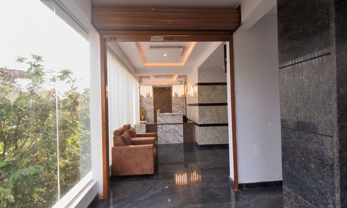 Narasapura Hotel | Hotel Olive Leave's