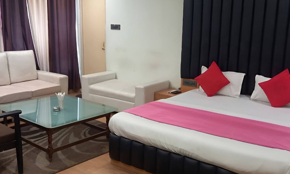 Asansol Hotel | Hotel Parbati International