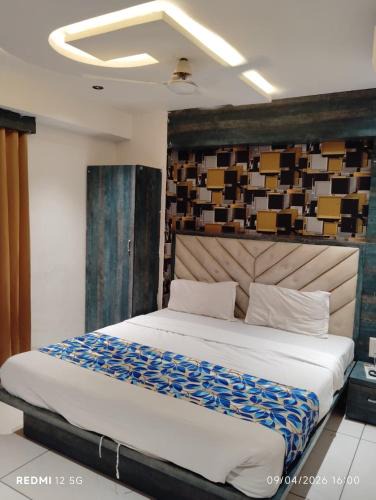 Ahmedabad Hotel | Hotel Pinnacle Sky