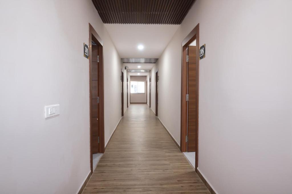 Madhapur Hotel | Hotel Qualia Oak