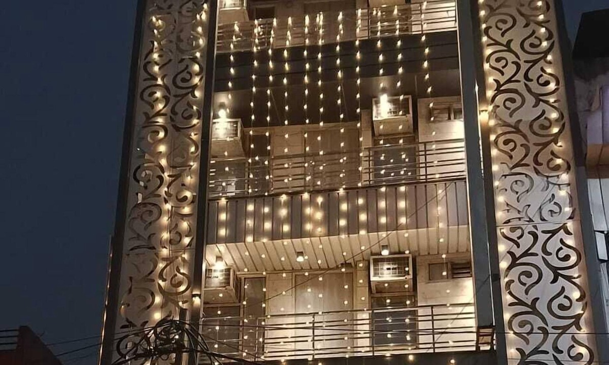 Adarsh Nagar Hotel | Hotel Red Chilly Adarsh Nagar