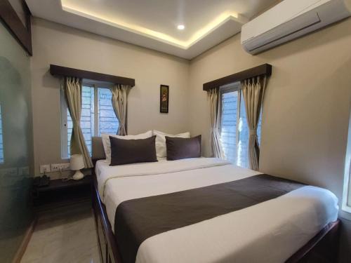 Ballygunge Hotel | Hotel Rose Inn