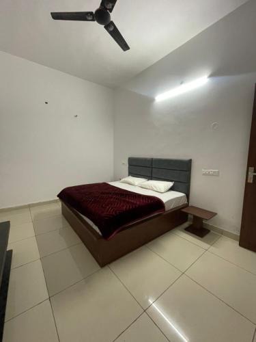 Bathinda Hotel | Hotel Royal living
