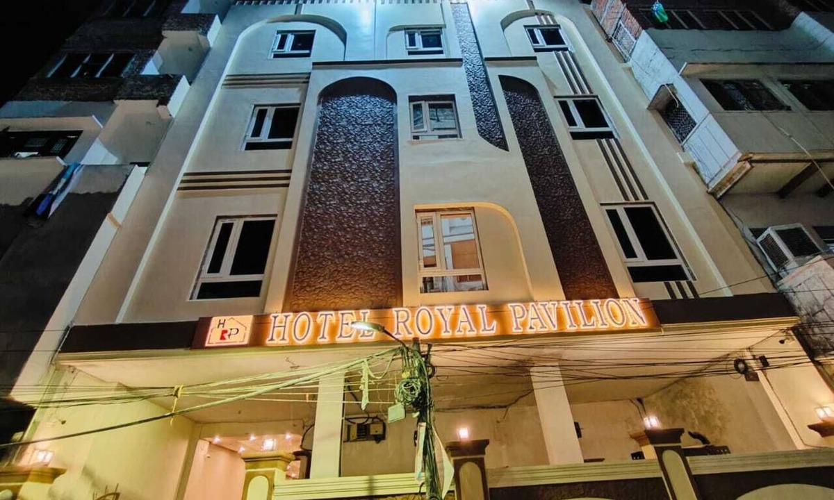Varanasi Hotel | Hotel Royal Pavalion
