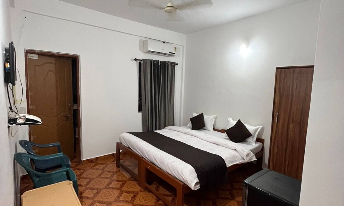 Saunta Vaddo Hotel | Hotel Sai Deep Place