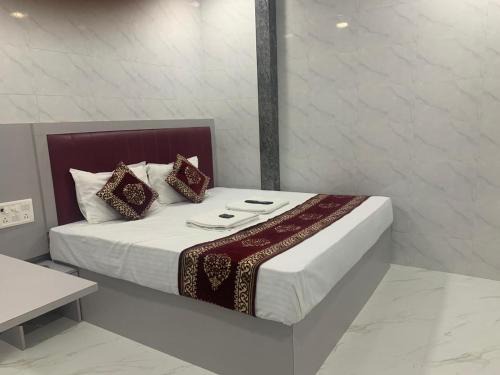 Chembur East House | Hotel Sai Plaza, Chembur Mumbai