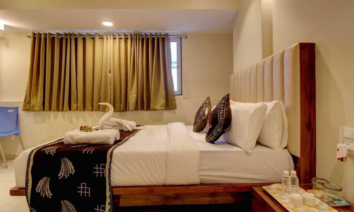 Thane West Hotel | Hotel Sapphire Inn