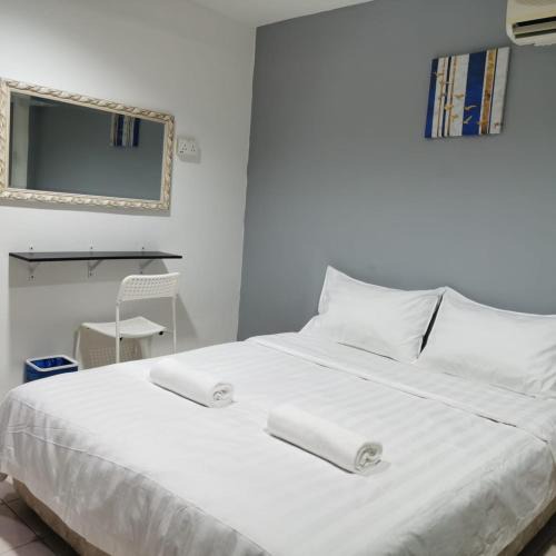 Victoria Hotel | Hotel Seroja