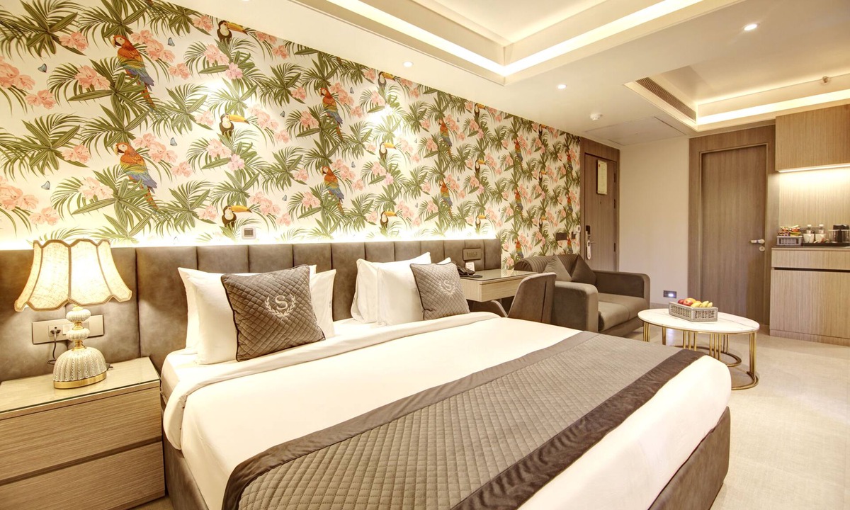 New Delhi Hotel | Hotel Seven Heaven - Lawrence road