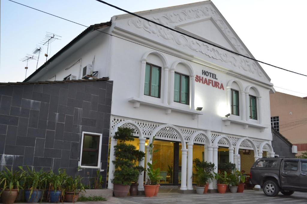 Kampung Gong Pauh Hotel | HOTEL SHAFURA 1