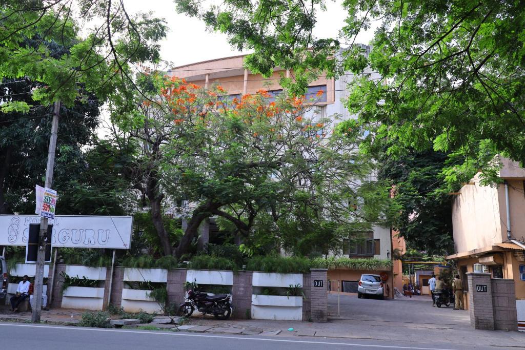 Heritage Town Hotel | Hotel Surguru