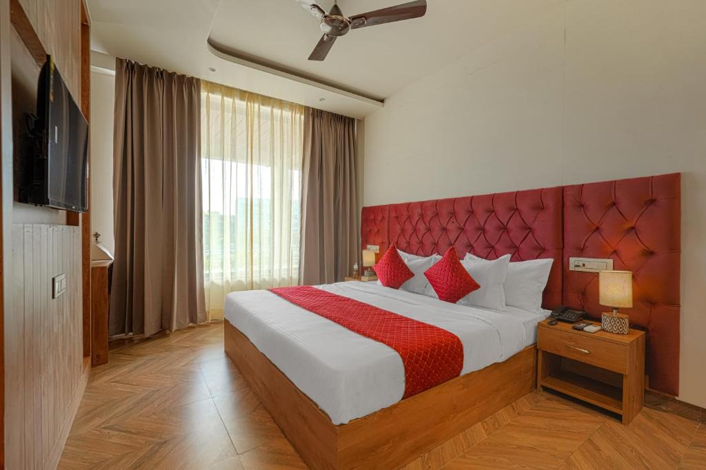 Chandigarh Hotel | Hotel Tranquil Airport Road Sector 66 Mohali Chandigarh