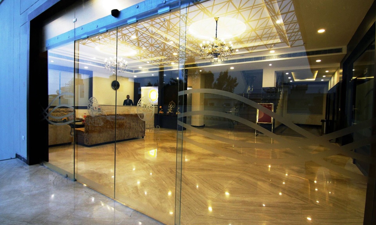 Jammu Hotel | Hotel Trinetar Gardens