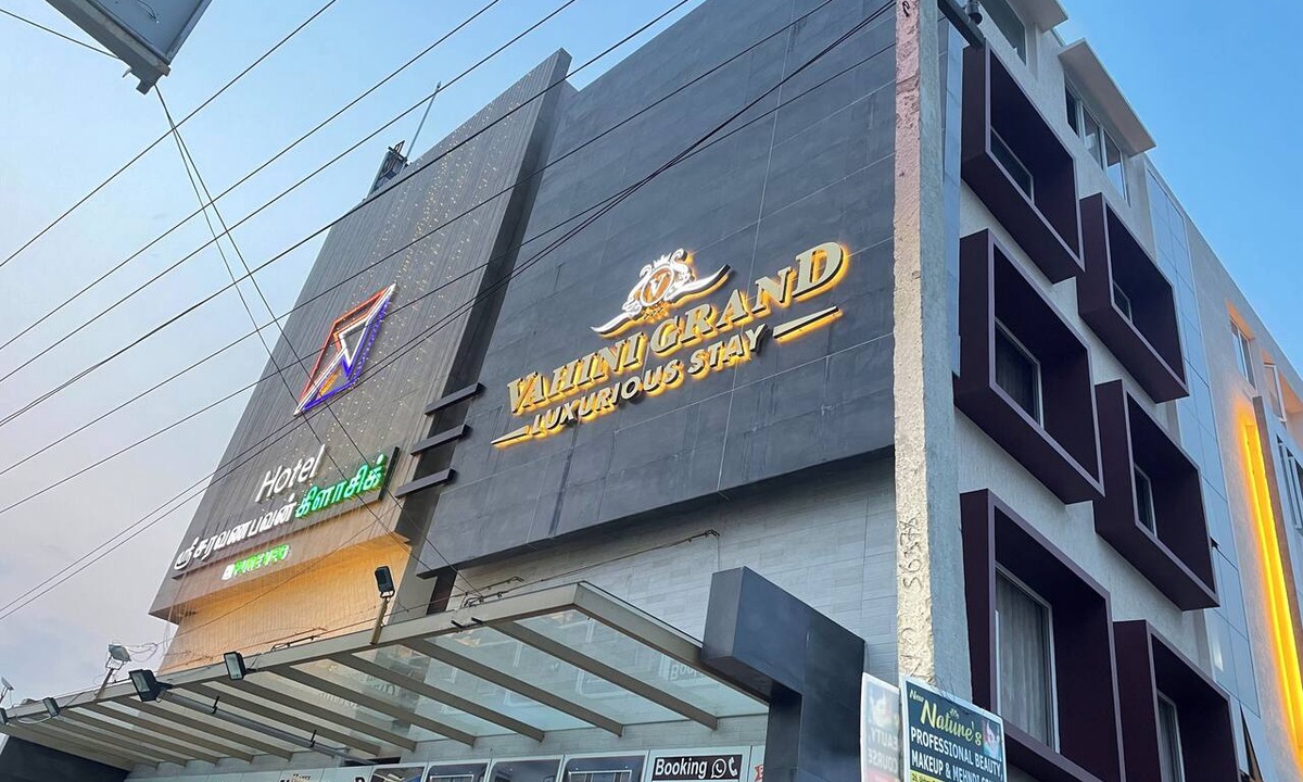Sankagiri Hotel | Hotel Vahini Grand