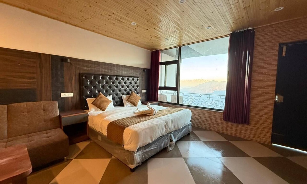 Dhanaulti Hotel | Hotel Valley View