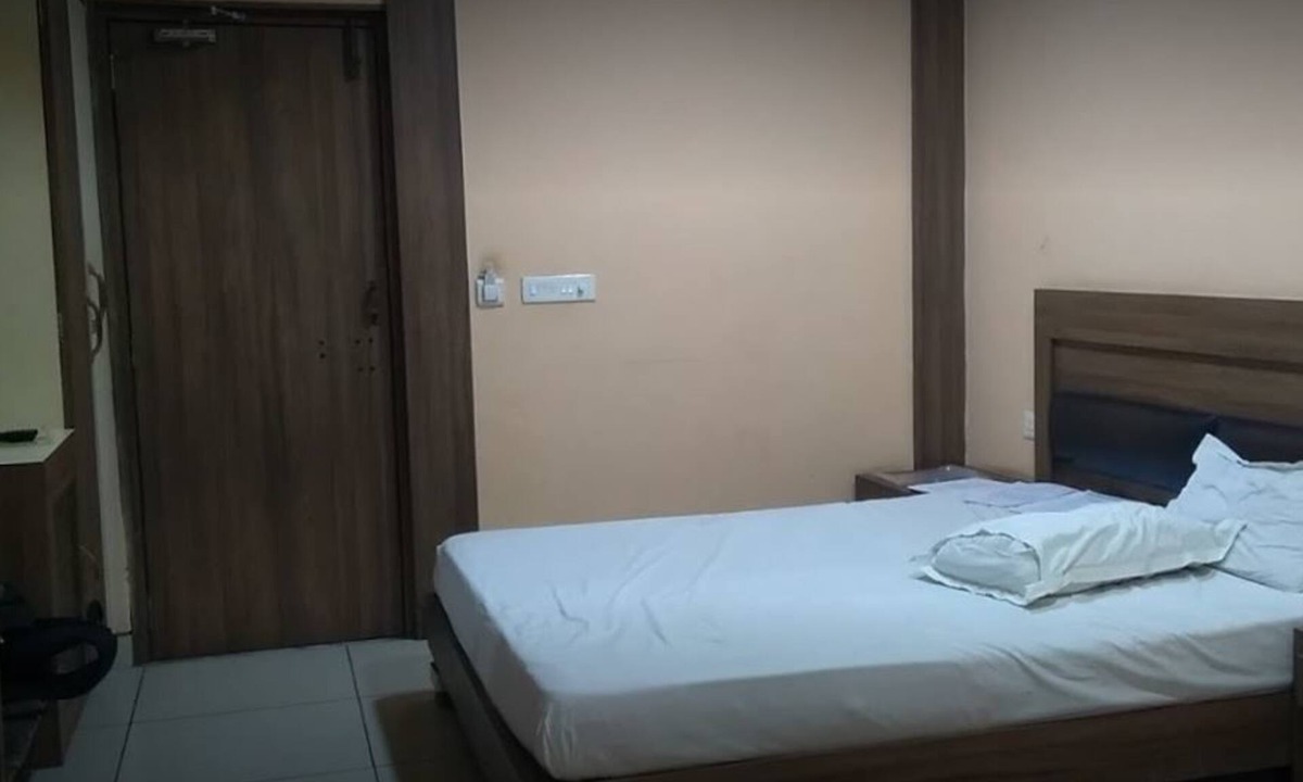 Paltan Bazaar Hotel | Hotel Vandana