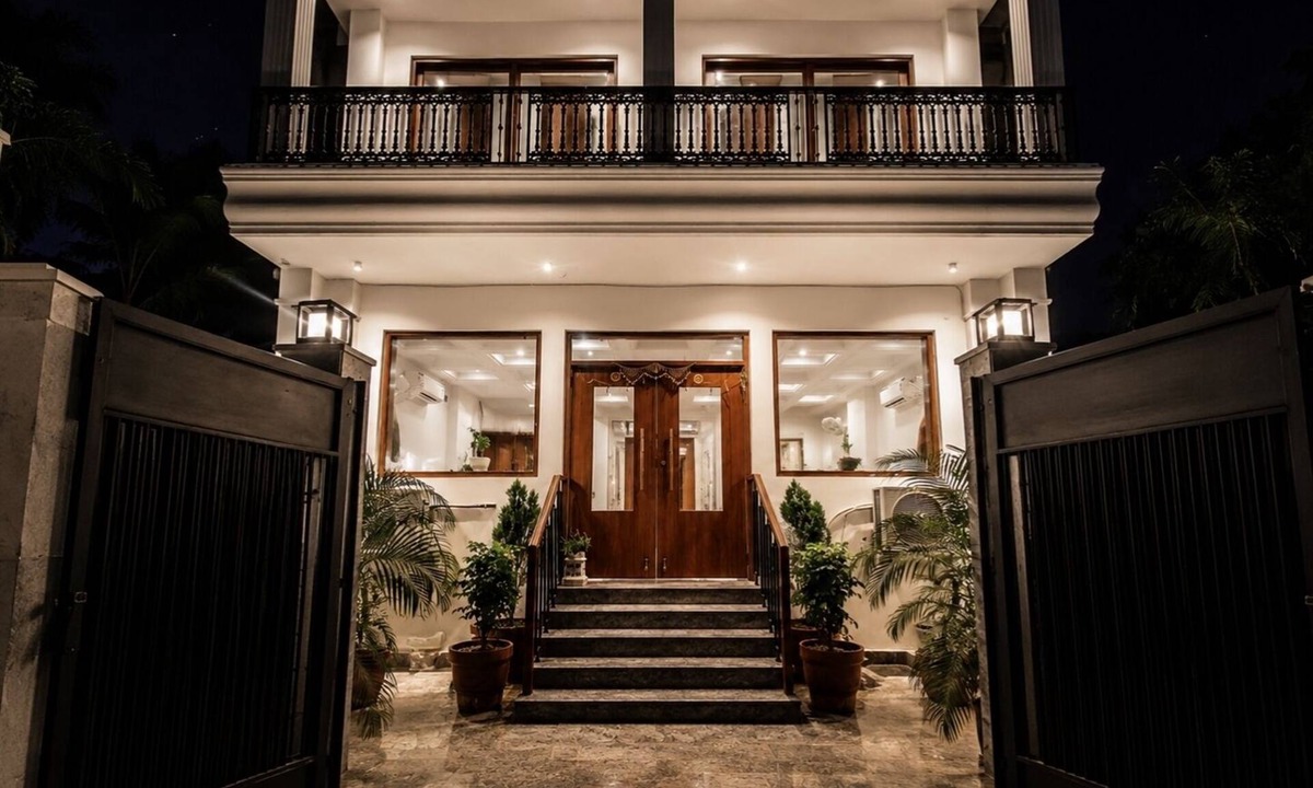 Sector 70 Hotel | Hotel Woodmark - Sector 70