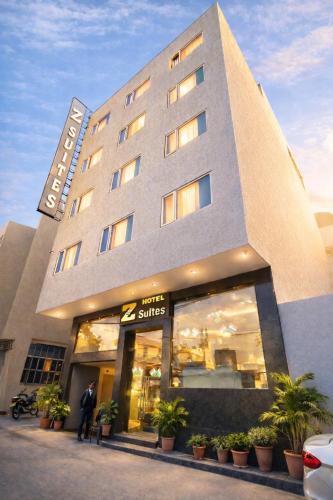 Aerocity Hotel | Hotel Z Suites Delhi Airport Mahipalpur- FREE Airport Pickup & Drop