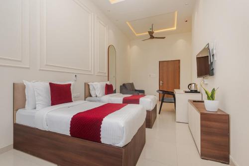 Goregaon West Hotel | Hsquare Prime Stay