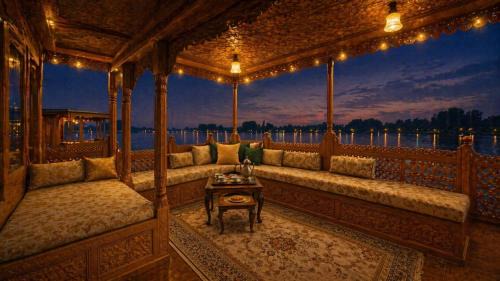 Brein Boat Rental | Imperial Group of Houseboats