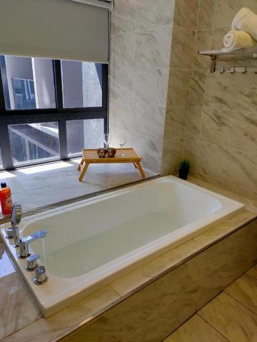 Taman Melaka Raya House | Imperio Residences with Private Bathtub