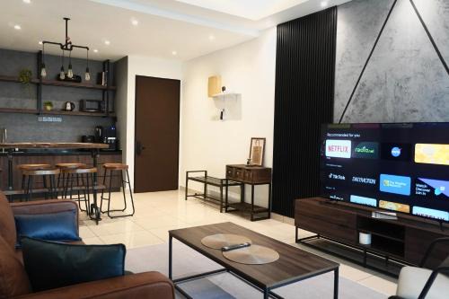 Usj 1 Apartment | Industrial Luxe Concrete Bliss, near Sunway Pyramid,Subang Jaya