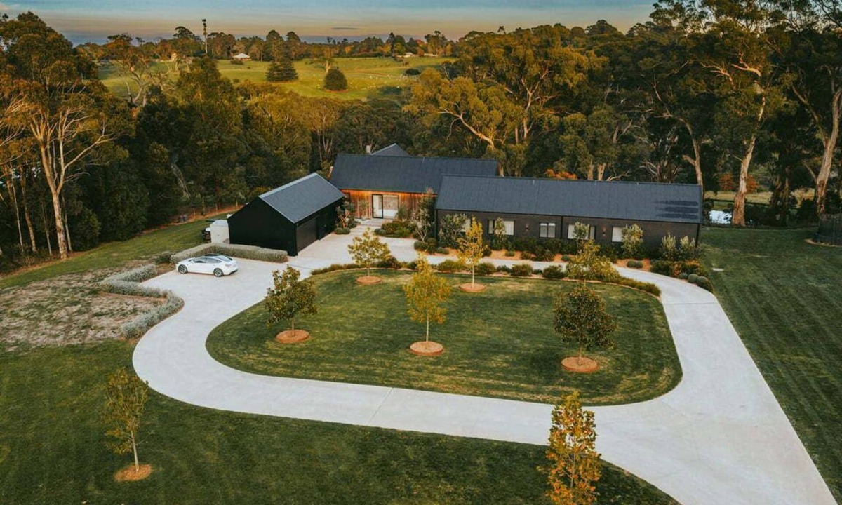 Exeter House | Injala House - Designer Masterpiece, Exeter