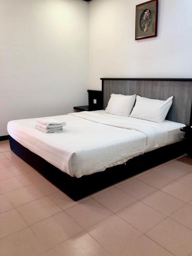 Batu Buruk Resort | Intan Beach Resort