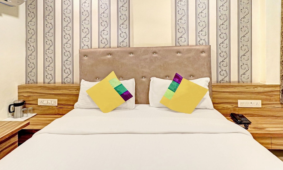 Viramgam Hotel | Itsy By Treebo - Vitthal Palace