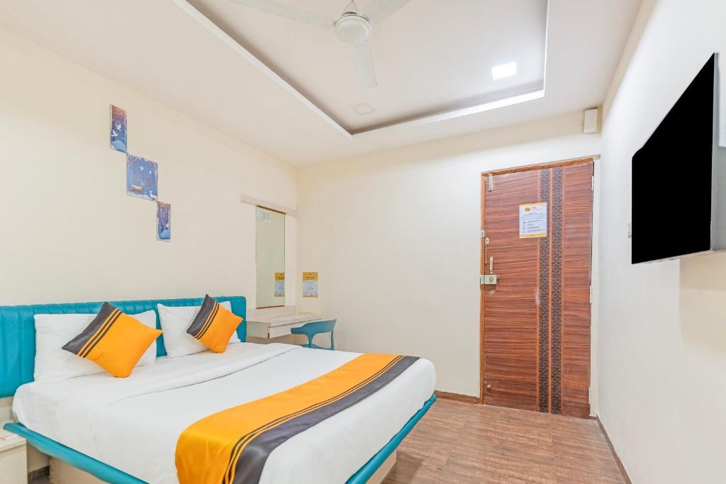 Kharadi Hotel | Itsy Hotels Sri Nidhi Executive