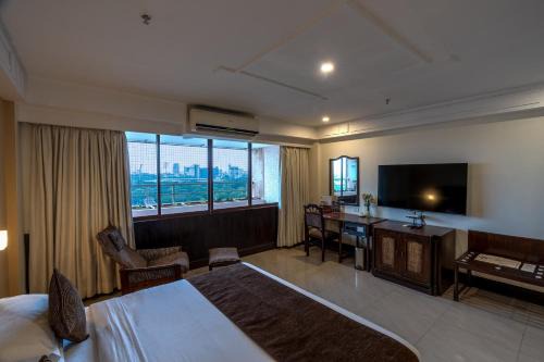 Shanthala Nagar Hotel | Ivory Tower
