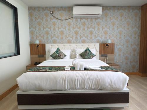 Gangtok Hotel | Jain Hotel & Resort - Swimming Pool & Spa with Free Parking - Near Tashi ViewPoint