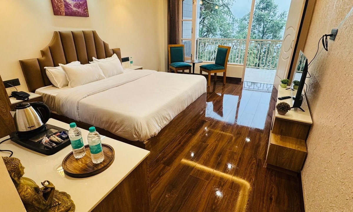 Dalhousie Hotel | Jasmine Hotel Mall Road Dalhousie