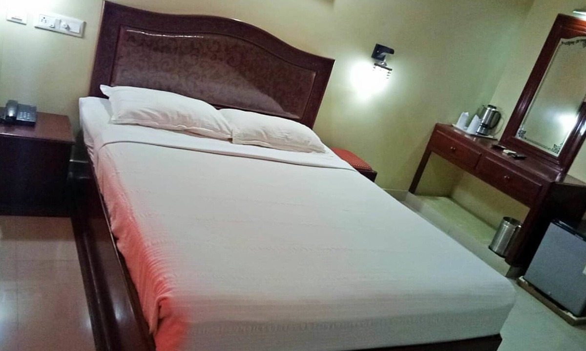 Wadakanchery Hotel | Keli Hotels P