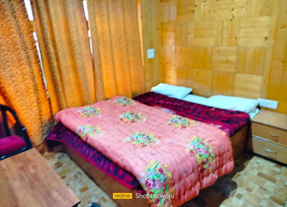 Pahalgam House | Kesar Guest House, Pahalgam