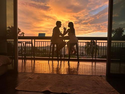 Kota Kinabalu House | KK Sunset Villa- Full Sunset Balcony, Mosquito Free, 4K TVs, 5G WIFI and more!
