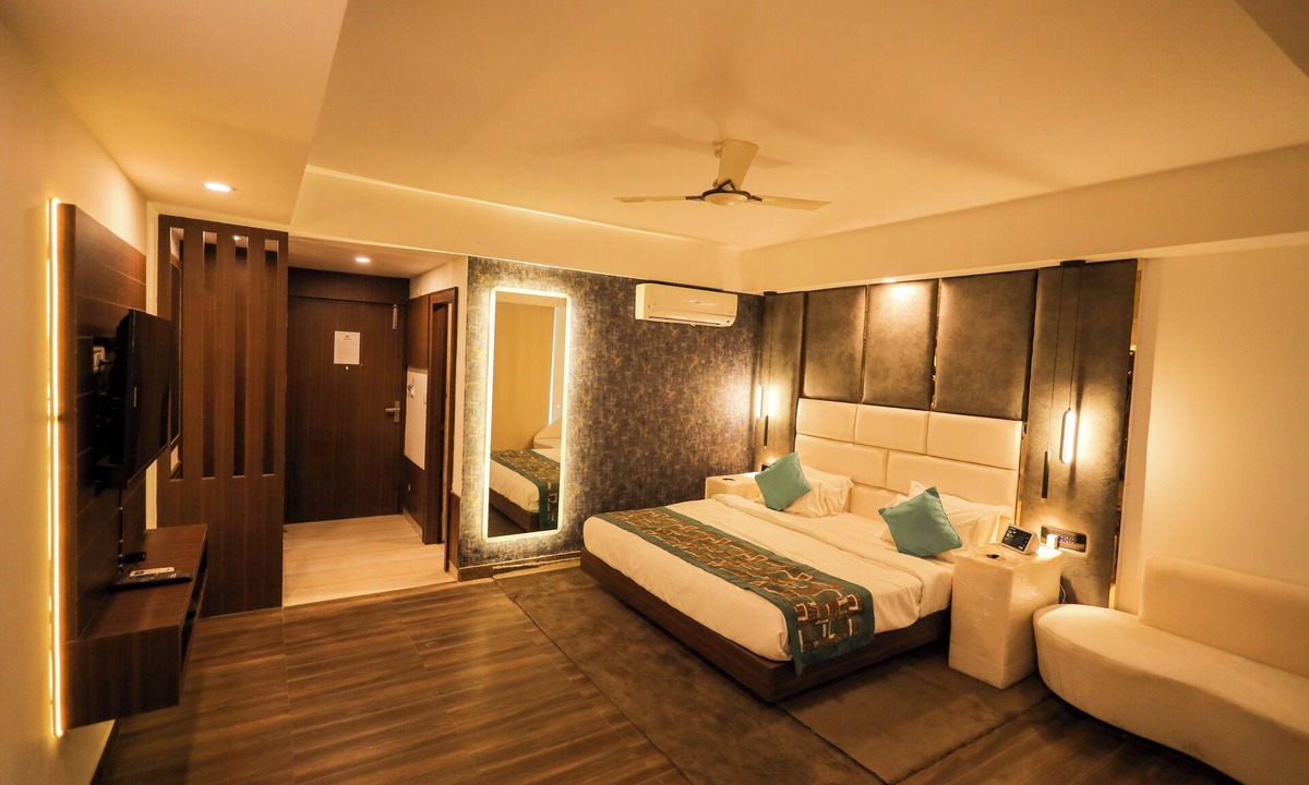 Mathura Hotel | Krishna Valley Wellness Resort Vrindavan