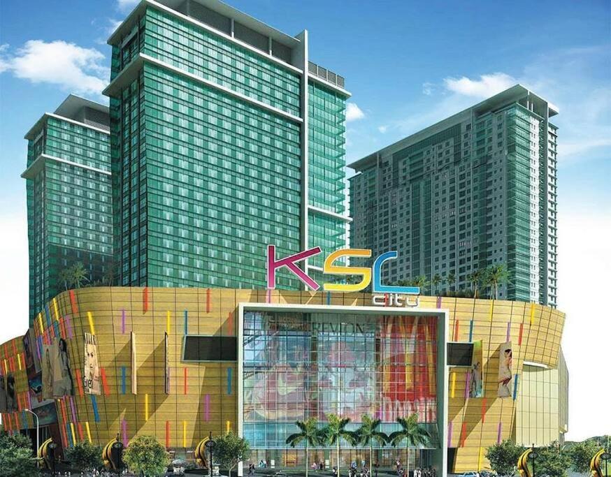 Taman Century Apartment | KSL City Mall D'Esplanade Apt 10min to CIQ, near to Legoland