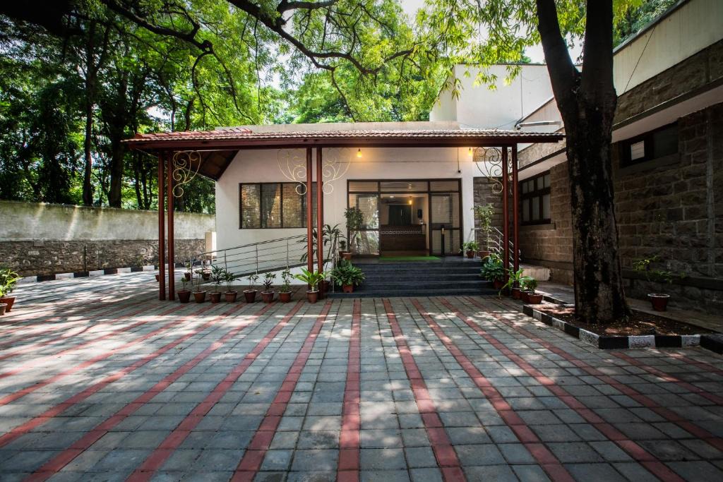 Vijayapura Hotel | KSTDC Hotel Mayura Adilshahi Bijapur