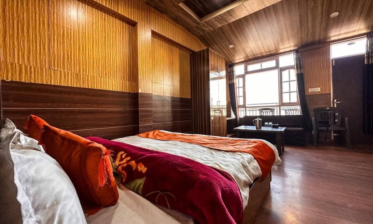 Kufri Hotel | Kufri Paradise Villa By Mountain Bee