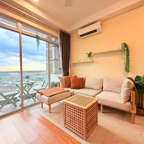 Daerah Kulai Apartment | KULAI IOI MALL D'Putra Suites Near JPO Senai Airport