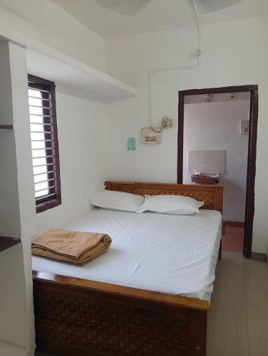Tiruchendur House | Kumaran Residency Home Stay