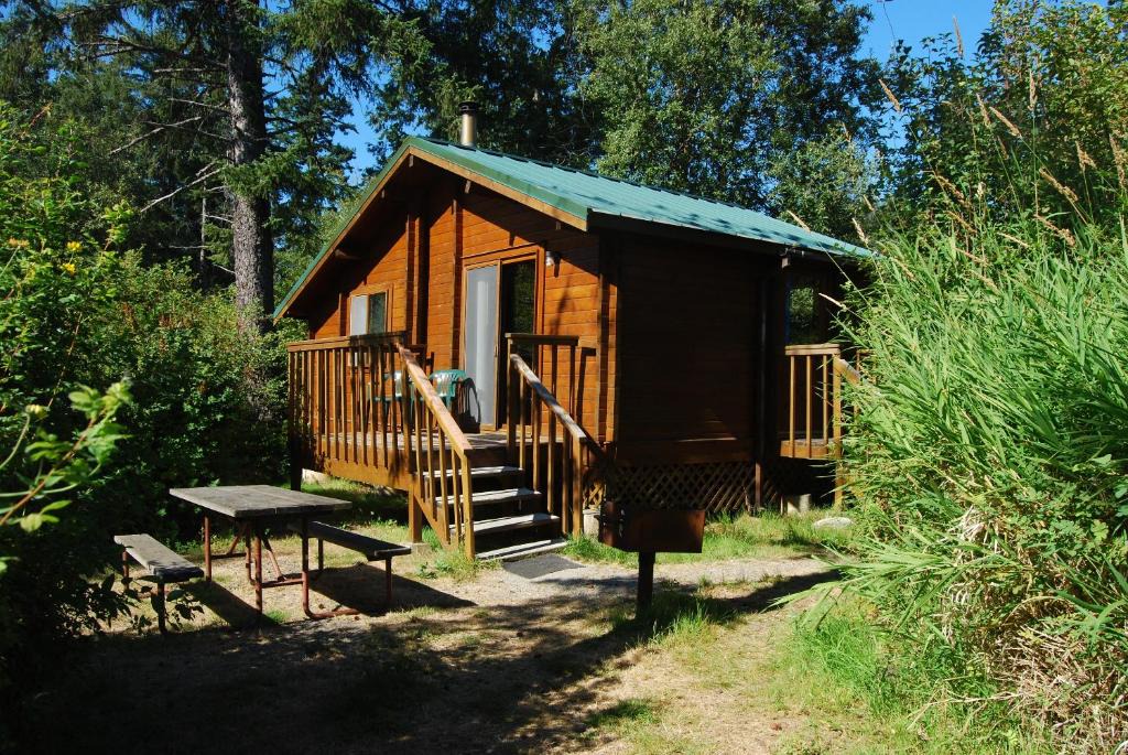 La Conner Resort | La Conner Camping Resort Beach Cabin 1